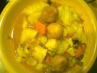 Puchero de coll con albóndigas