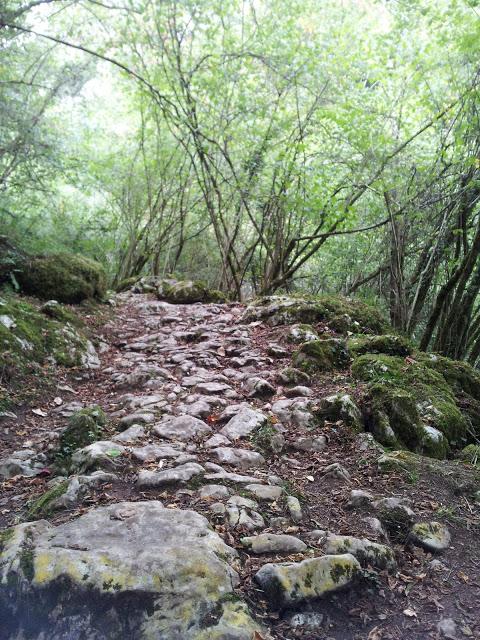 BEYU PEN: El Encanto de La Mitología