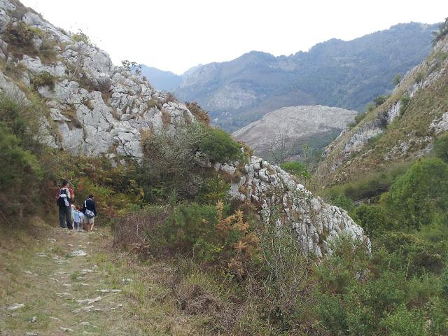 BEYU PEN: El Encanto de La Mitología