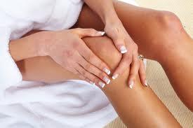 La artritis reumatoide es más frecuente en mujeres entre 30 y 50 años