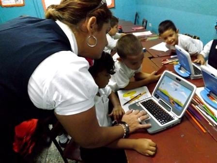 DSCF0945 SI A TU HOGAR LLEGARON las canaimitas... aquí todo lo que debes saber