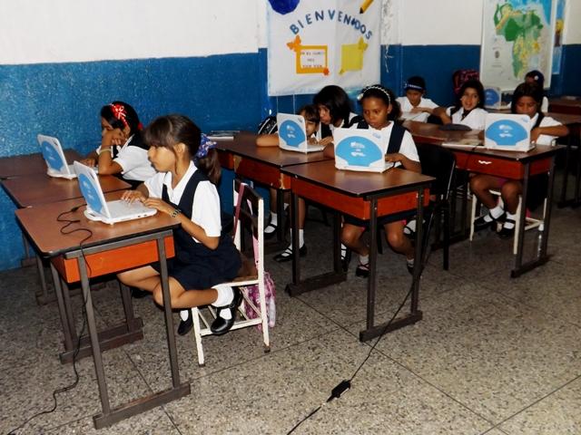 DSCF1012 SI A TU HOGAR LLEGARON las canaimitas... aquí todo lo que debes saber