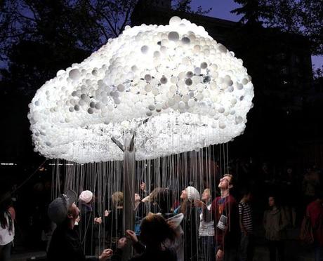 Nube Incandescente de Caitlind Brown