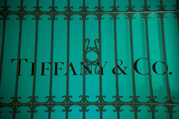 La noche en plata de Tiffany & Co.