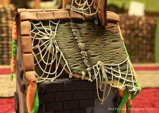 Halloween Cookies, Esta casa es una ruina