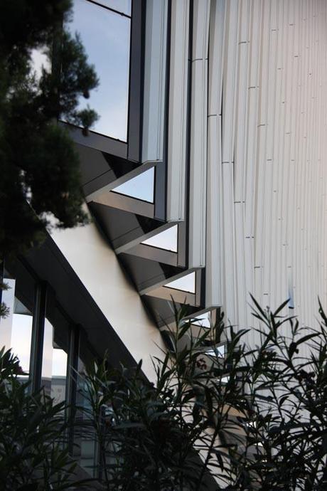 Nuevas imágenes de la fachada reformada por A-cero de un emblemático edificio de Madrid