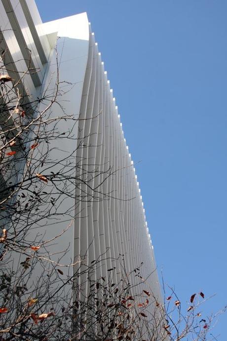 Nuevas imágenes de la fachada reformada por A-cero de un emblemático edificio de Madrid