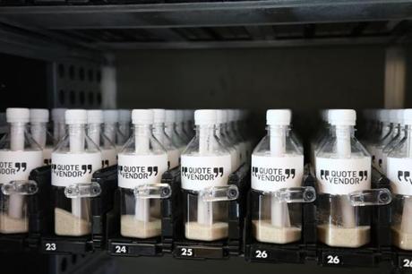 La primera máquina expendedora de citas textuales