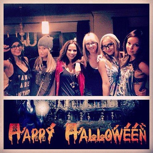 ¡Ashley Tisdale y Vanessa Hudgens celebran juntas por Halloween!