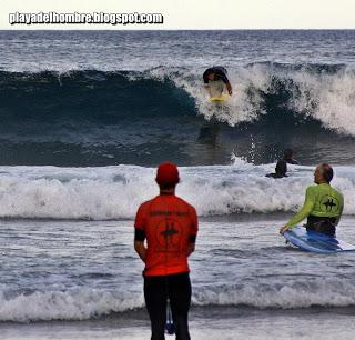 POR SI VAS A MENTAWAI...