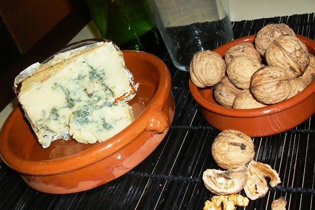 DELICIOSADAS......................(Queso Picón).-