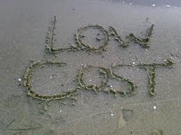 ¿Y QUIEN NO ES LOW COST?