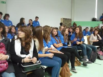 MI VIAJE A CROACIA: RECITAL PARA ALUMNOS DE SECUNDARIA ( III )