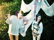 Miley Cyrus quita pantalones para celebrar Halloween