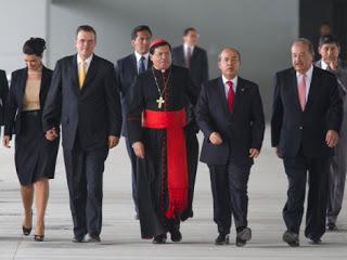 Calderón desesperado por quedar bien con todos: inaugura junto a Ebrard la Línea 12 del Metro