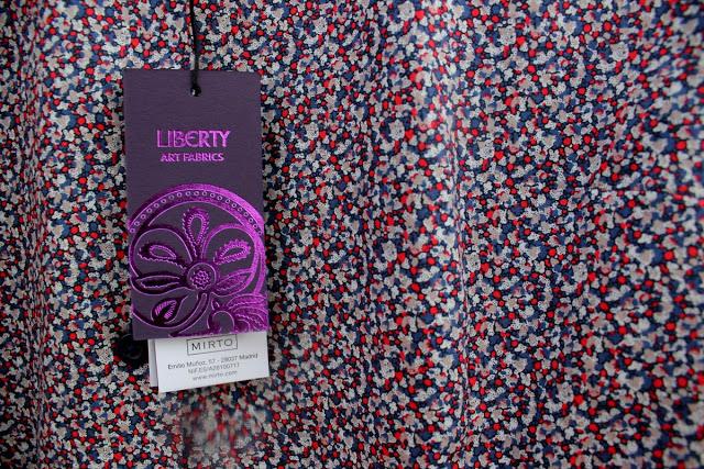 Compras, camisas Mirto