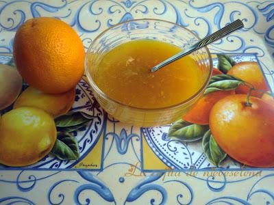 Mermelada dulce de naranja con nueces