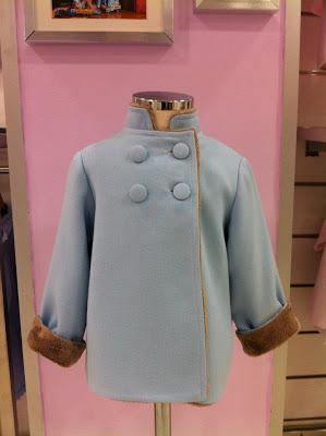 ABRIGUITOS Y CHAQUETONES CON ENCANTO ABRIGUITOS Y CHAQUETONES CON ENCANTO