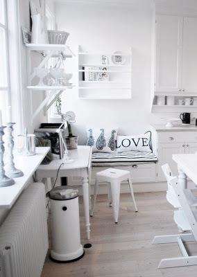 Blanco y Negro Rustico II