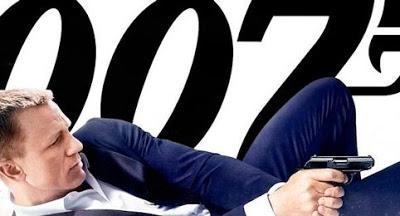 Critica James Bond Skyfall dirigida por Sam Mendes por Mirakenic