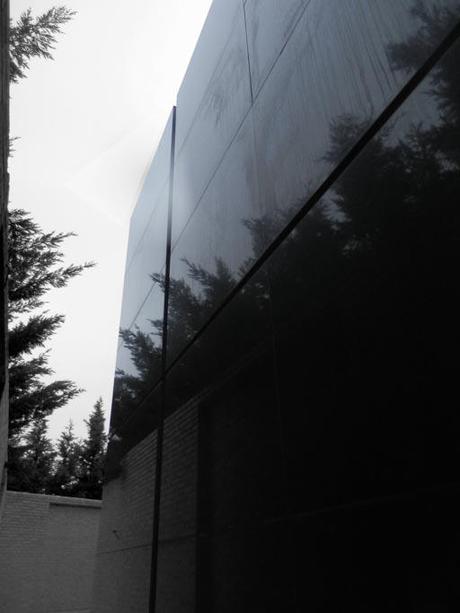 Arquitectura Eterna: Panteón familiar diseñado por A-cero