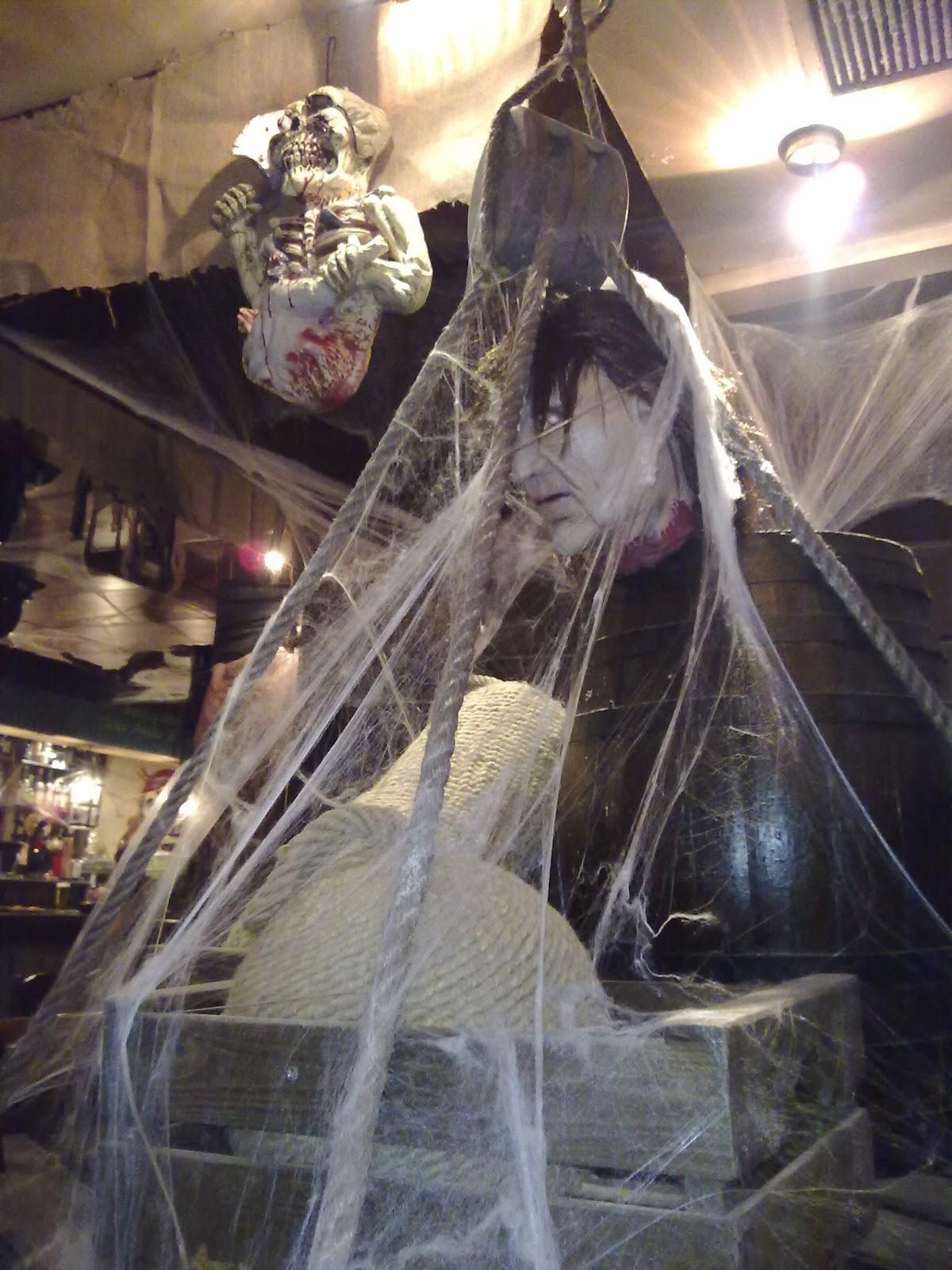 Halloween y buñuelos / ハロウィーンとブニュエロ