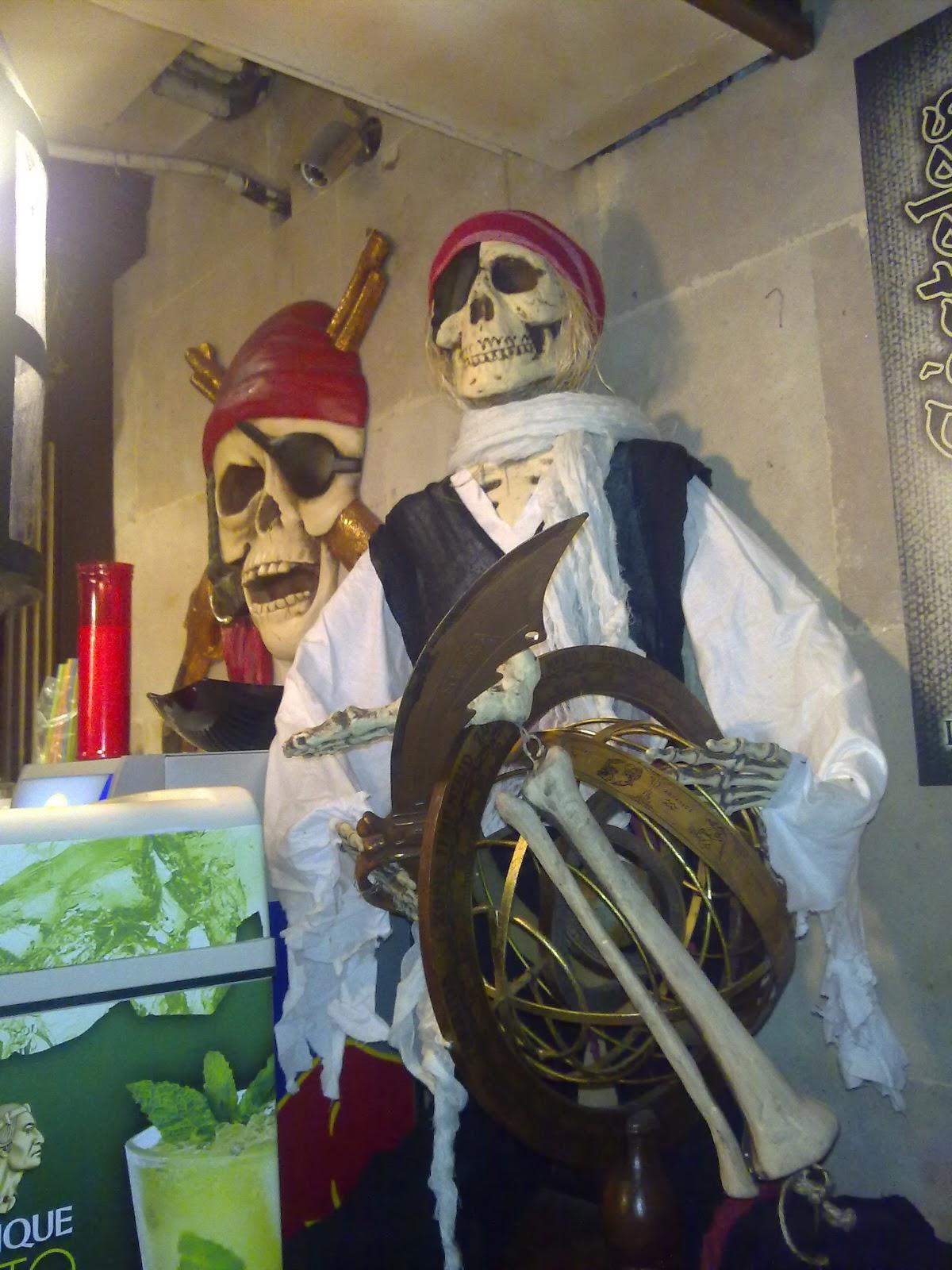 Halloween y buñuelos / ハロウィーンとブニュエロ