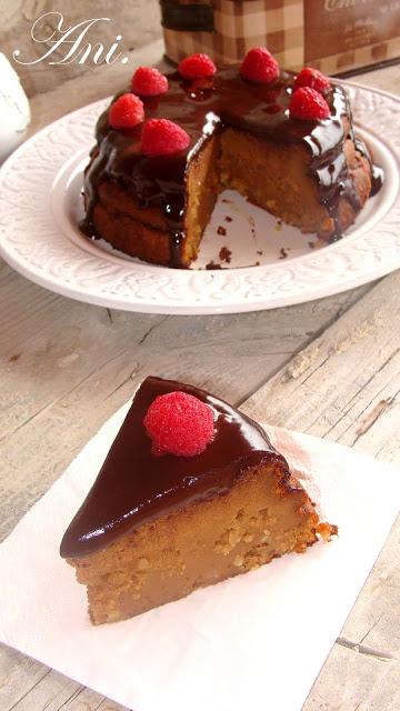 TARTA DE DULCE DE LECHE CON ICING DE CHOCOLATE.