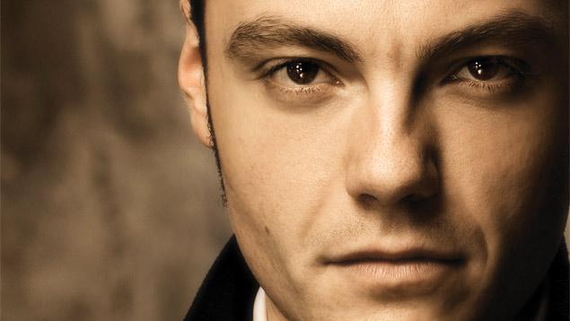 Tiziano Ferro fue hospitalizado