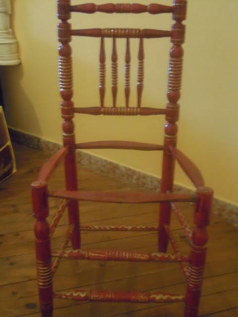 Cómo renovar una vieja silla con telas