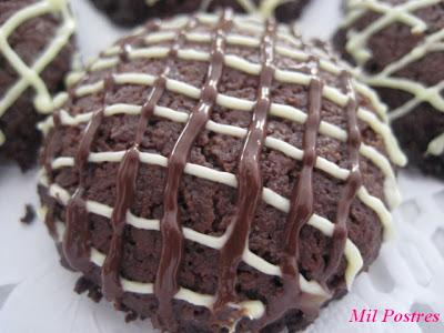 Cursos y galletas de mantequilla y chocolate