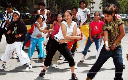ninos bailando salon VÍDEOS DE NIÑOS EN BAILES DE SALÓN.