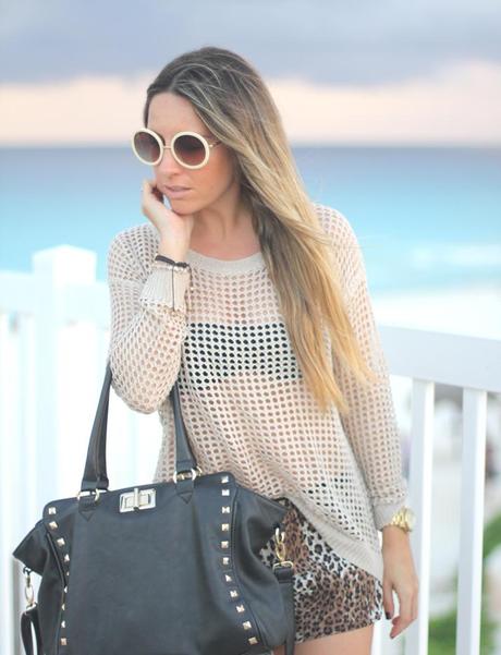 See through beige jumper See through beige jumper by Spanish fashion blogger Mónica Sors