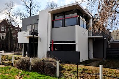 GERRIT RIETVELD: CASA SCHRODER