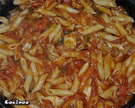 Macarrones con tomate