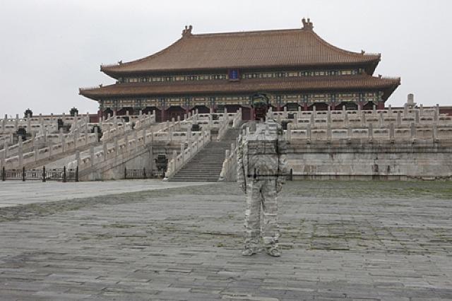 LIU BOLIN: Camuflándose en Arquitectura / Camoflage Works