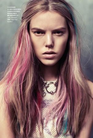 Tie Dye Hair: La Invasión de las Mechas de Colores