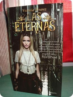 Eterna y mortalmente impaciente Eterna y mortalmente impaciente