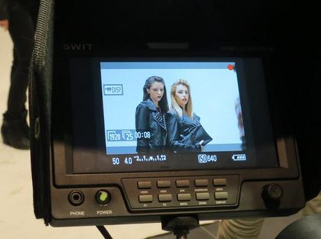 Teenagers Making off