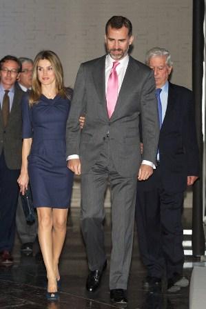 El look de Dña. Letizia en el Congreso El Canon del Boom