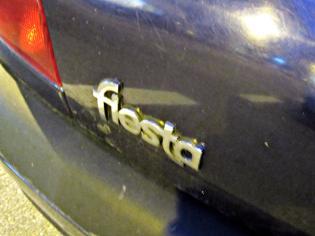 Tengo ya dos o tres participaciones en este original concurso de Ford que persigue alcanzar un nuevo récord Guinness - mis anteriores piezas en álbum de Flickr