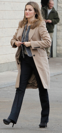 El look de Dña. Letizia en Alcañiz y Caspe