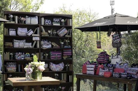 LeSportsac presenta su nueva colección con un colorido brunch