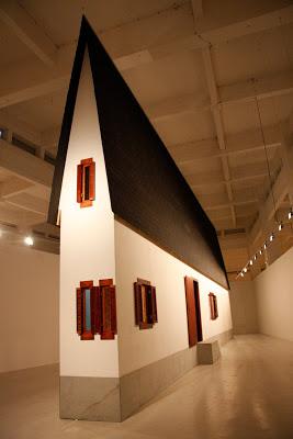 Am I a house? Erwin Wurm en el @cacmalaga