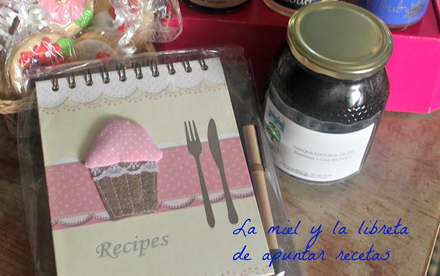 MI AIG  HA LLEGADO CON SORPRESAS  MUY DULCES.....