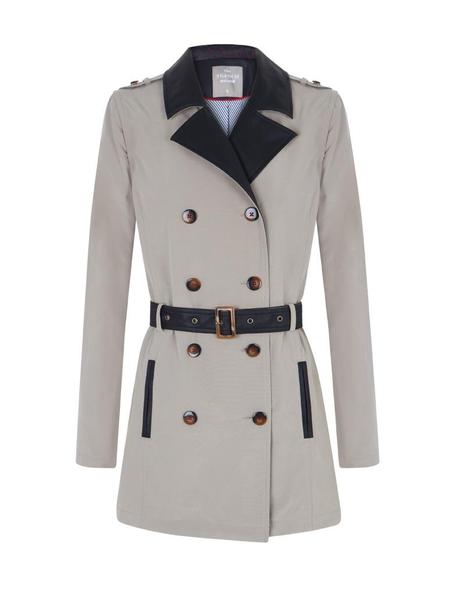 CLON: El trench de BURBERRY (2377€) x BLANCO (45€)!
