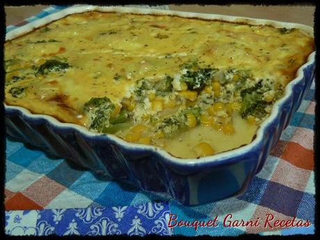 Quiche (sin masa) de brócoli, choclo y queso Brie