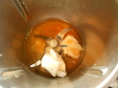 Pestiños de confiteria rellenos de crema pastelera