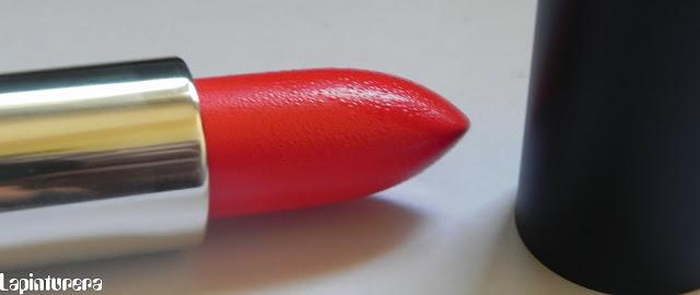 Dos de BeautyUK: Paleta Soho y labial Naughty