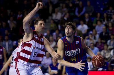 Tomic lidera el rodillo azulgrana ante un Assignia Manresa desangelado (89-47)